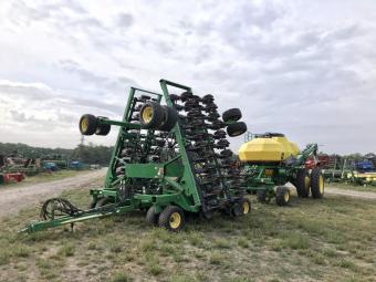 Посівний комплекс пневматичний з добривами John Deere 1890 + Бункер 1910, 2011 р.в foto 2