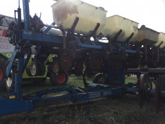 Сівалка механічна Kinze 2300 foto 4
