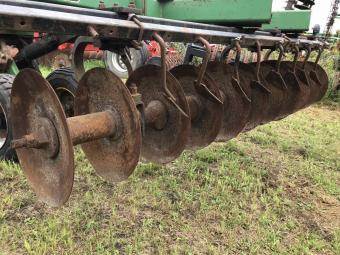 Дисковий глибокорозпушувач John Deere 510-7 стійок-6,4 м. foto 8