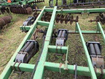 Дисковий глибокорозпушувач John Deere 510-7 стійок-6,4 м. foto 12