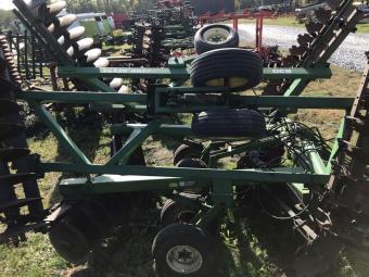 Дискова Борона John Deere 630, 7,8 м foto 6