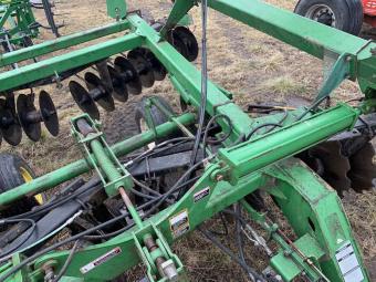 Дискова борона John Deere 637 9м foto 16