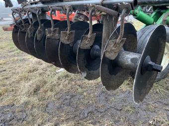 Дискова борона John Deere 637 9м foto 13