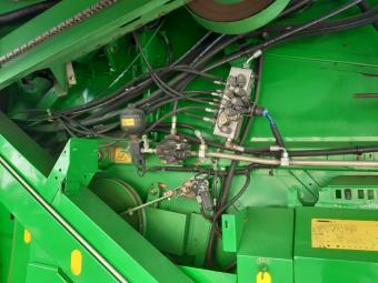 Комбайн John Deere W650 2009 р.в.  ( виконано капітальний ремонт двигуна ) foto 25