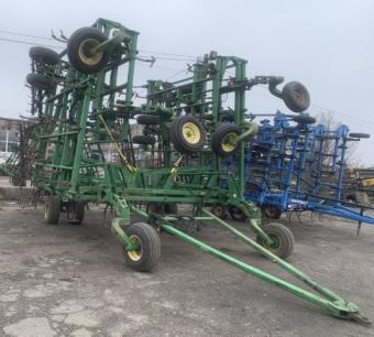 Культиватор John Deere 2200 ширина 16,5 м