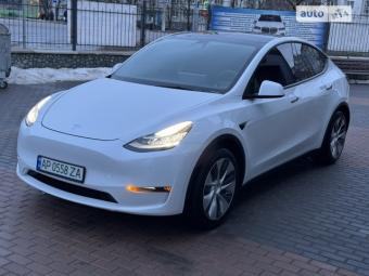 Tesla Model Y 2021 foto 16