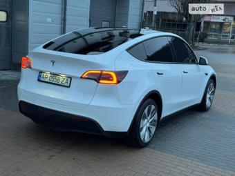 Tesla Model Y 2021 foto 13