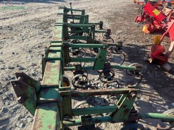 Просапний культиватор John Deere RM foto 5