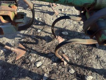 Просапний культиватор John Deere RM foto 10