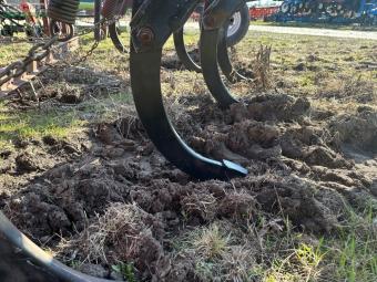 Глибокорозпушувач M&W Earthmaster - 7 лап foto 6