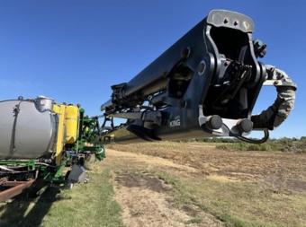 Обприскувач-розкидач John Deere R4038 2014 р.в.(комплект бочка+штанга ) foto 24