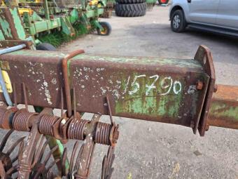 Ротацiйна борона John Deere 400 9,0 м foto 4