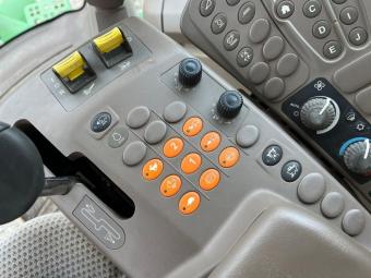 Комбайн John Deere S680 2014 рік foto 69