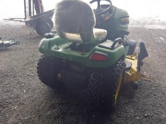 Газонокосарка John Deere X540 foto 5